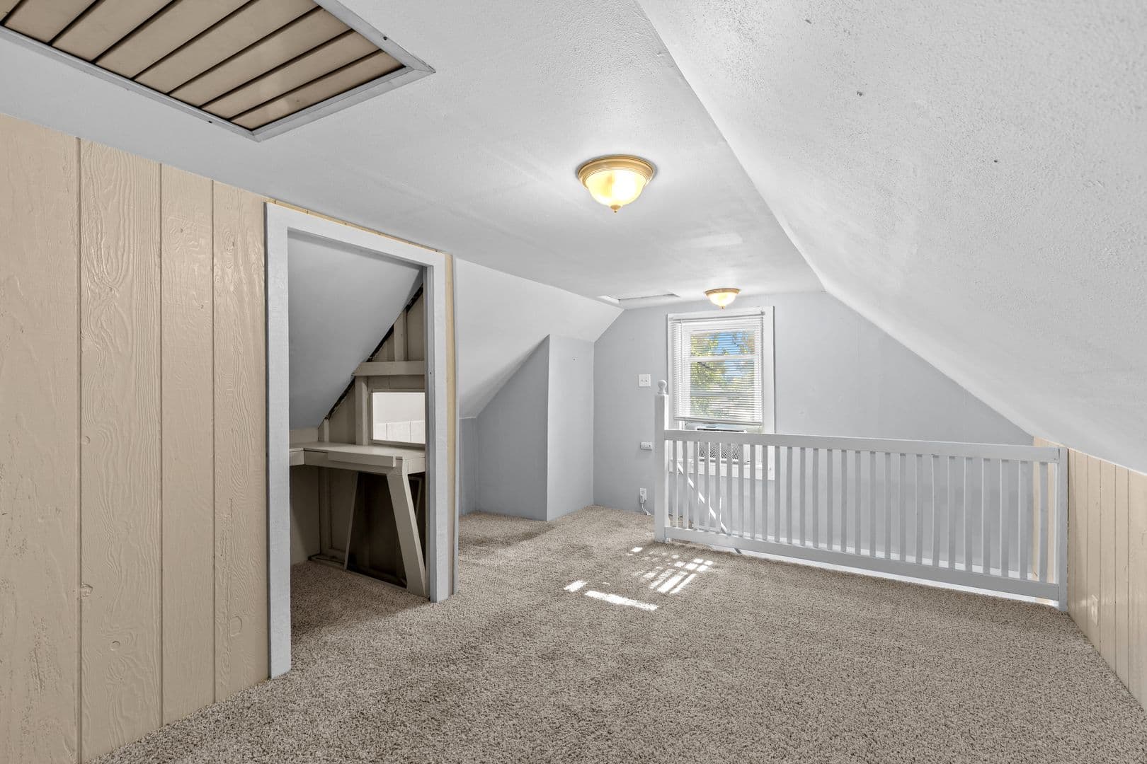 Saint Louis House: 4632 Cecil Pl