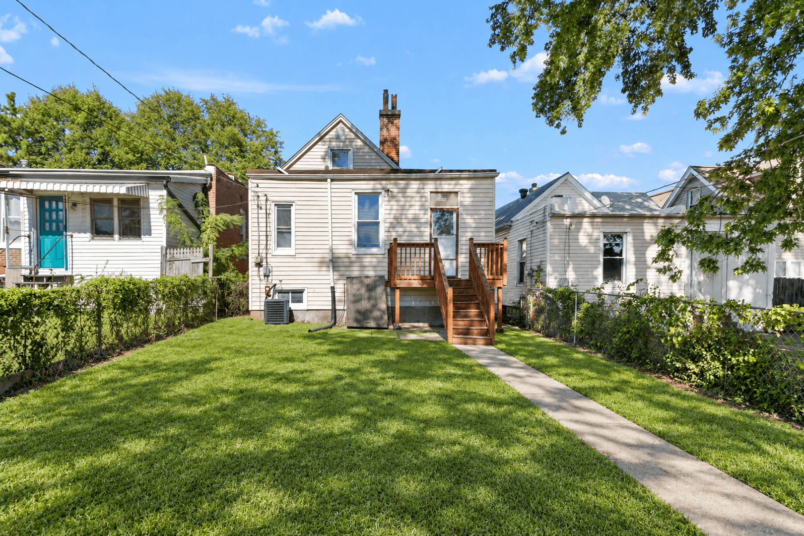 Saint Louis House: 4632 Cecil Pl
