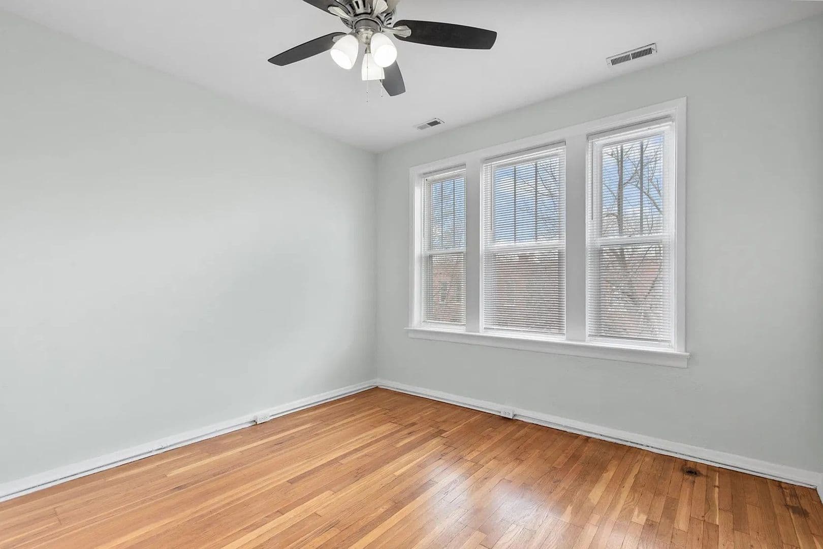 Saint Louis Apartment: 3718 Mcdonald Ave