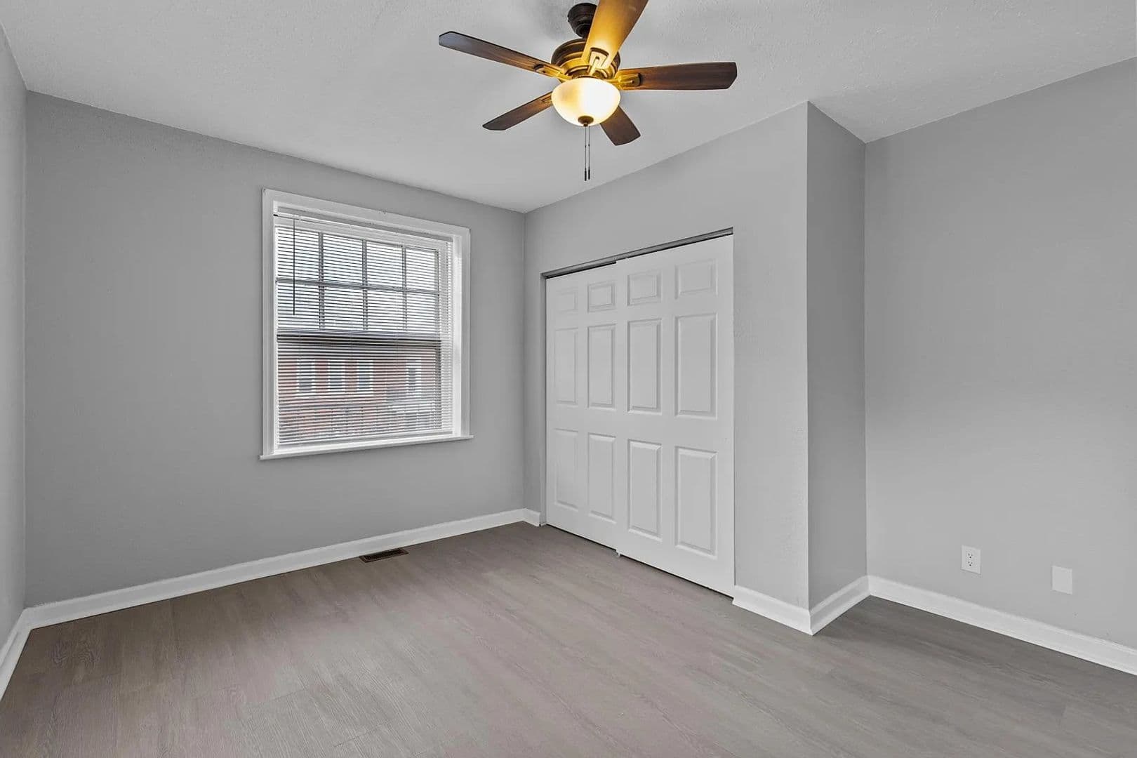 St. Louis Apartment: 4068 Connecticut St