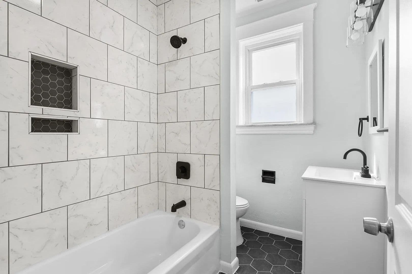 Saint Louis Apartment: 3718 Mcdonald Ave