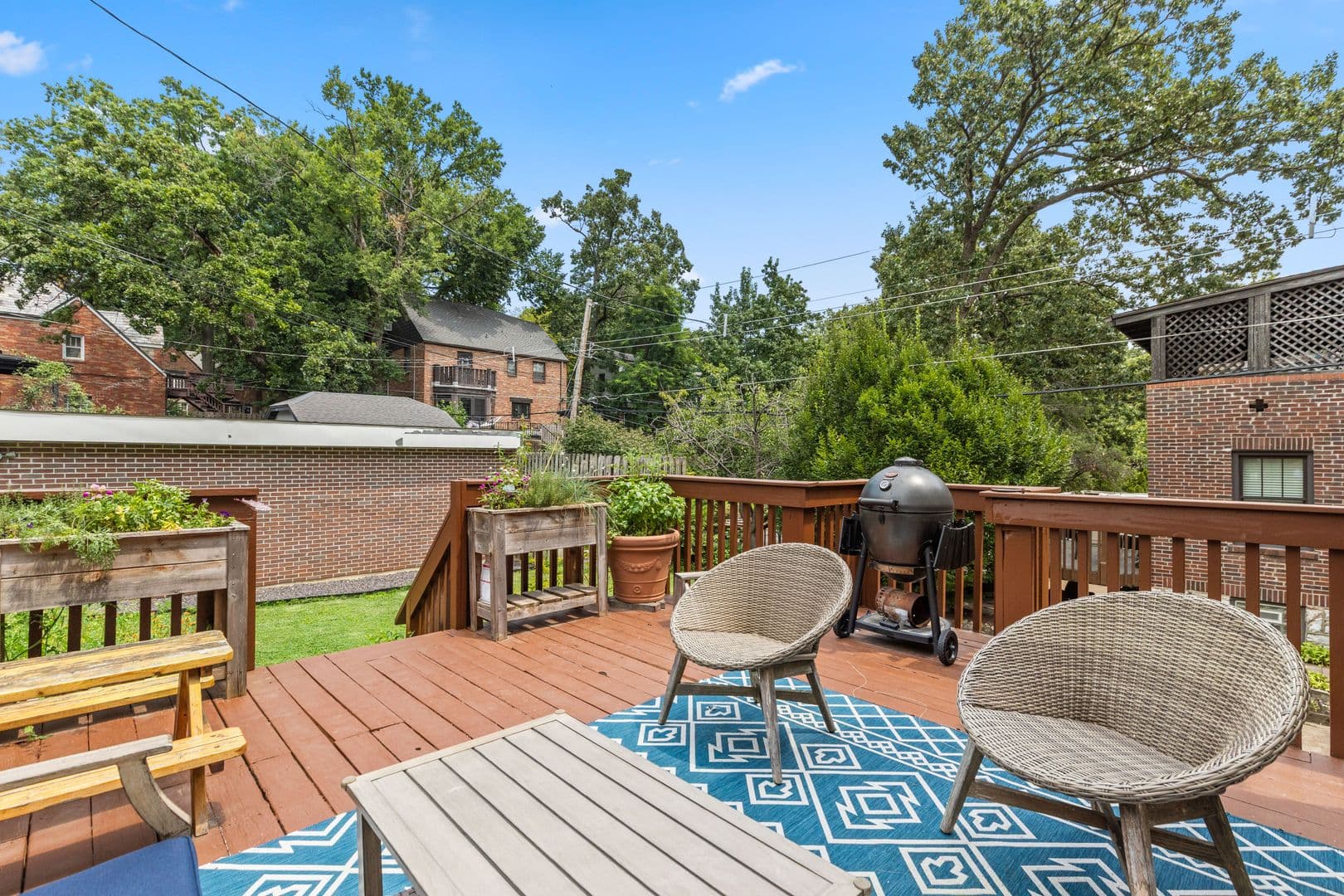 Saint Louis House: 7487 Kingsbury Blvd