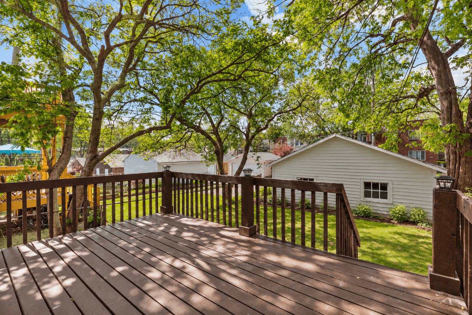 Saint Louis Apartment: 4460 Russell Blvd