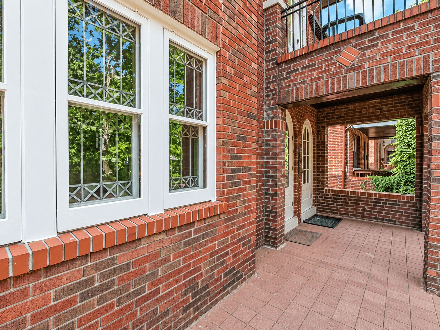 Saint Louis Apartment: 7304 Amherst Ave.