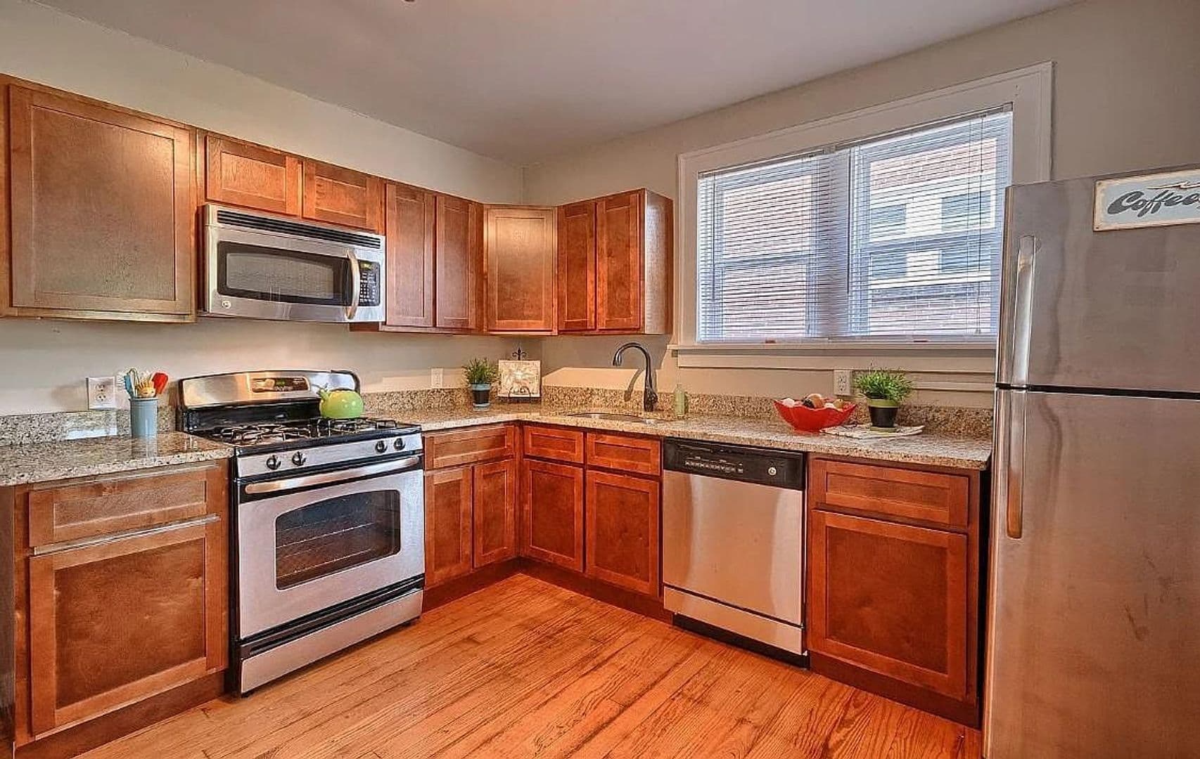 Saint Louis Apartment: 1210 Woodland Dr.