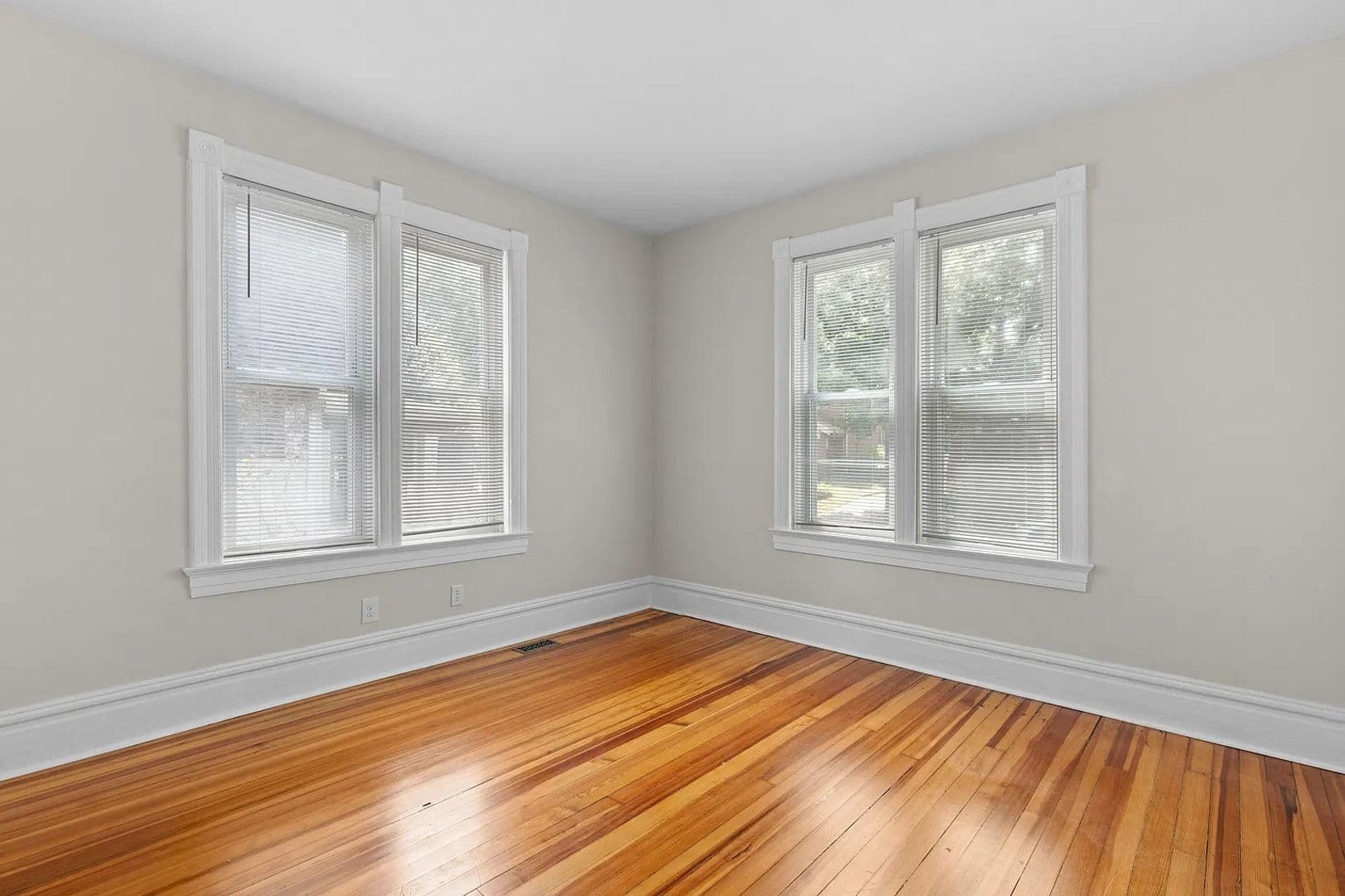 Saint Louis House: 766 Harvard Ave.