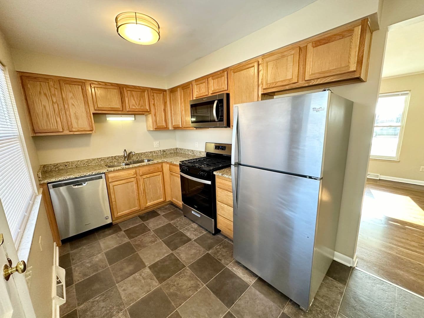 Upper Arlington Apartment: 3043 Mount Holyoke Rd