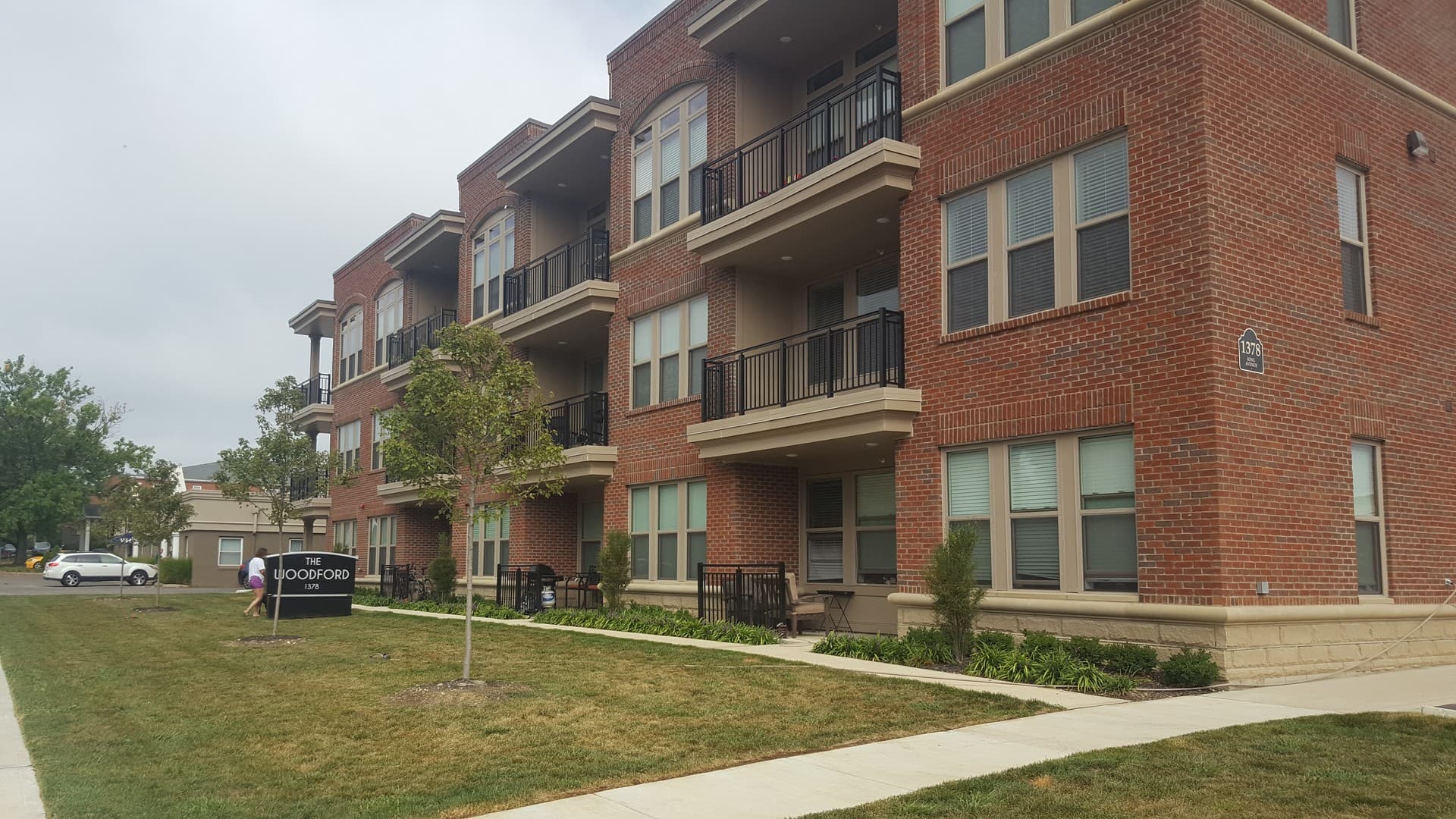 Columbus Apartment: 1378 King Avenue