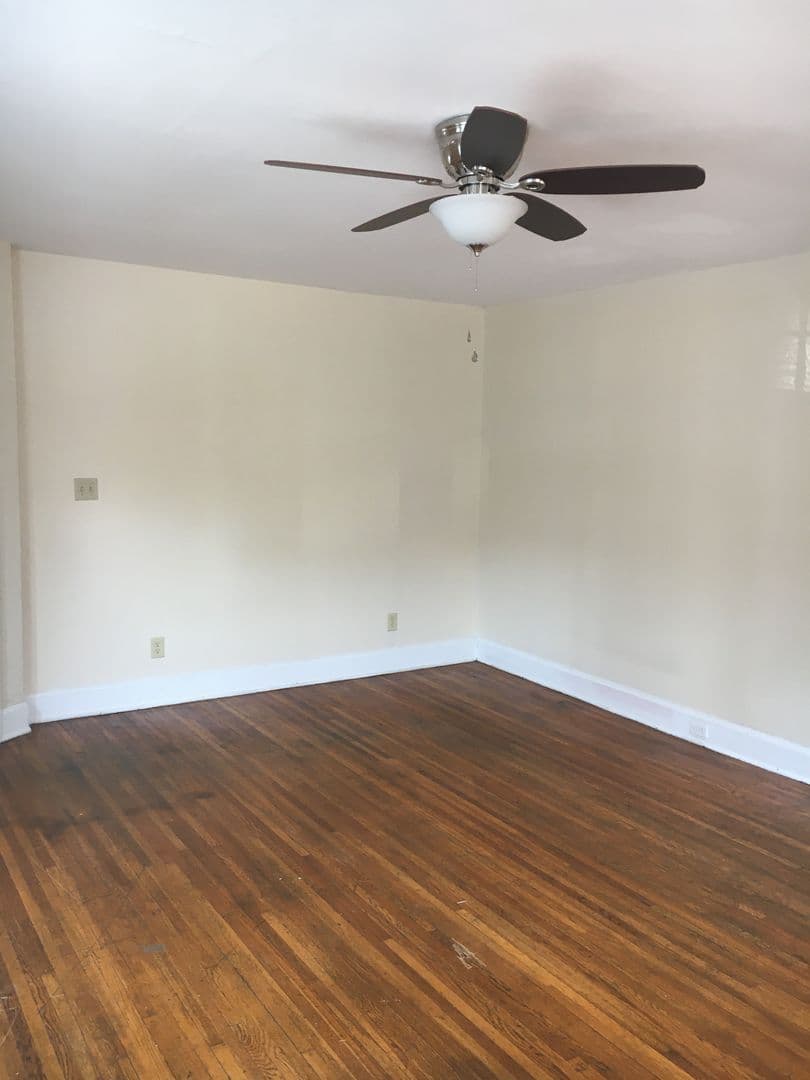 Columbus Apartment: 2476 Adams Ave