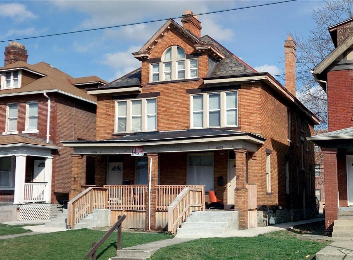 Columbus Apartment: 1622 Summit