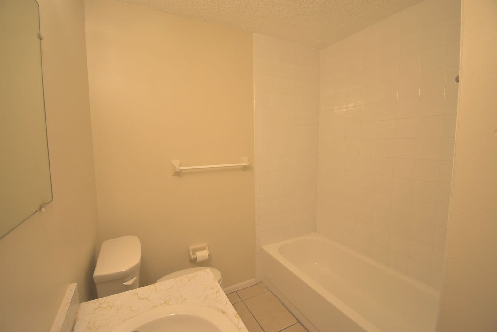 Lake Panasoffkee House: 1587 N C-470 Unit 2