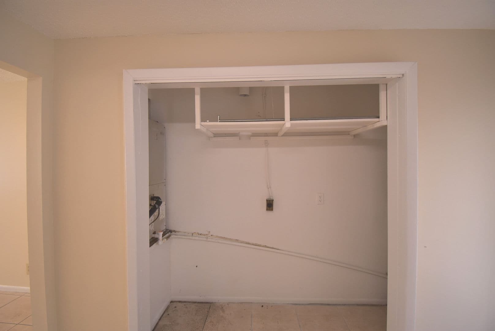 Lake Panasoffkee House: 1587 N C-470 Unit 2