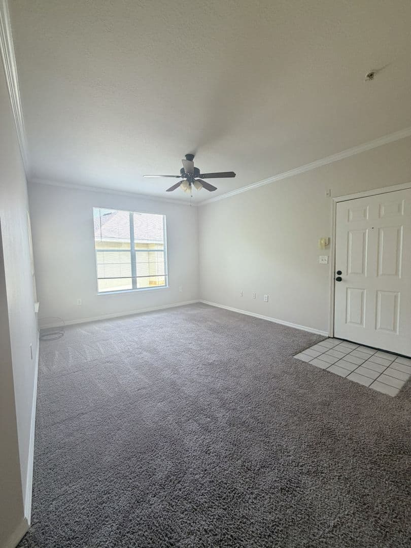 Tampa Condo: 5616 Pinnacle Heights Cir #308