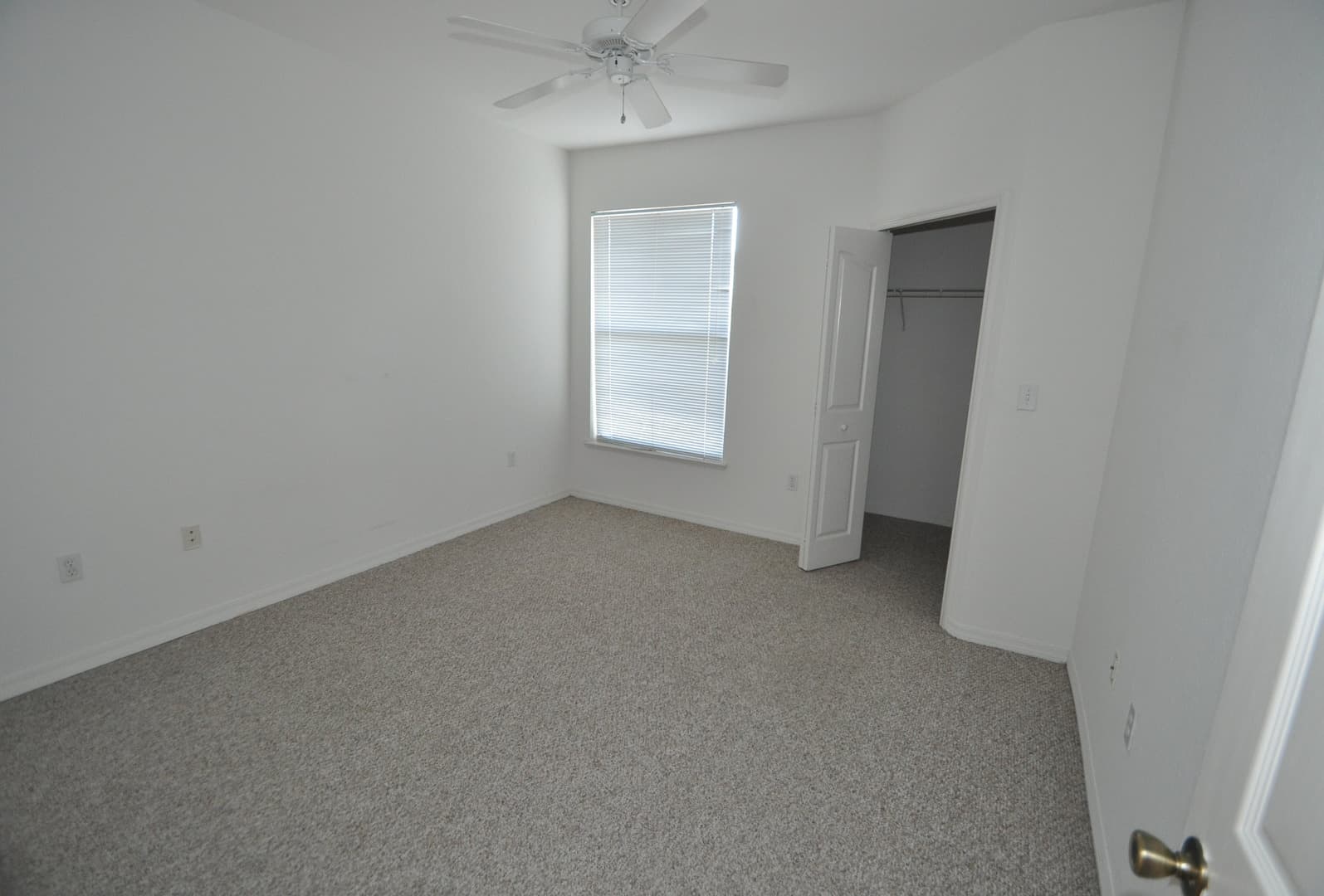 Riverview Condo: 5709 Legacy Crescent Pl #301