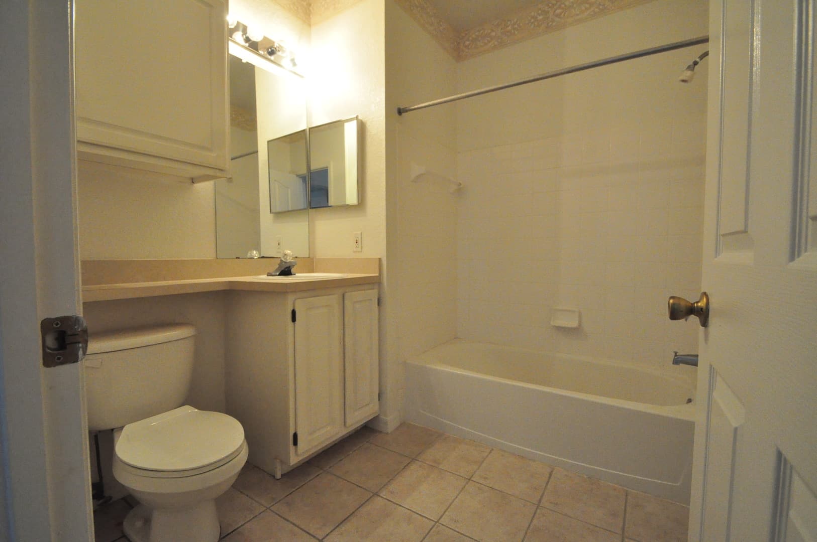 Riverview Condo: 5709 Legacy Crescent Pl #301