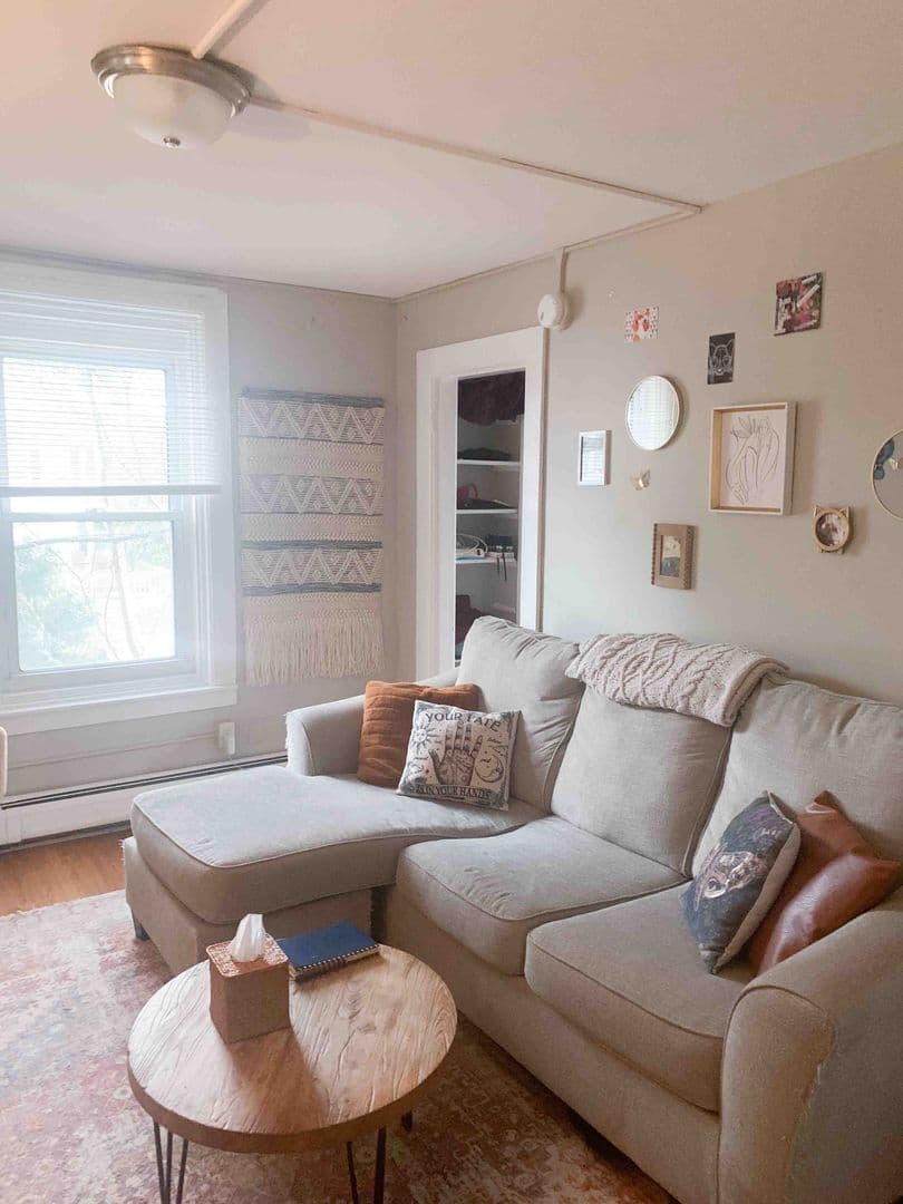 Northampton Apartment: 149 Elm Street