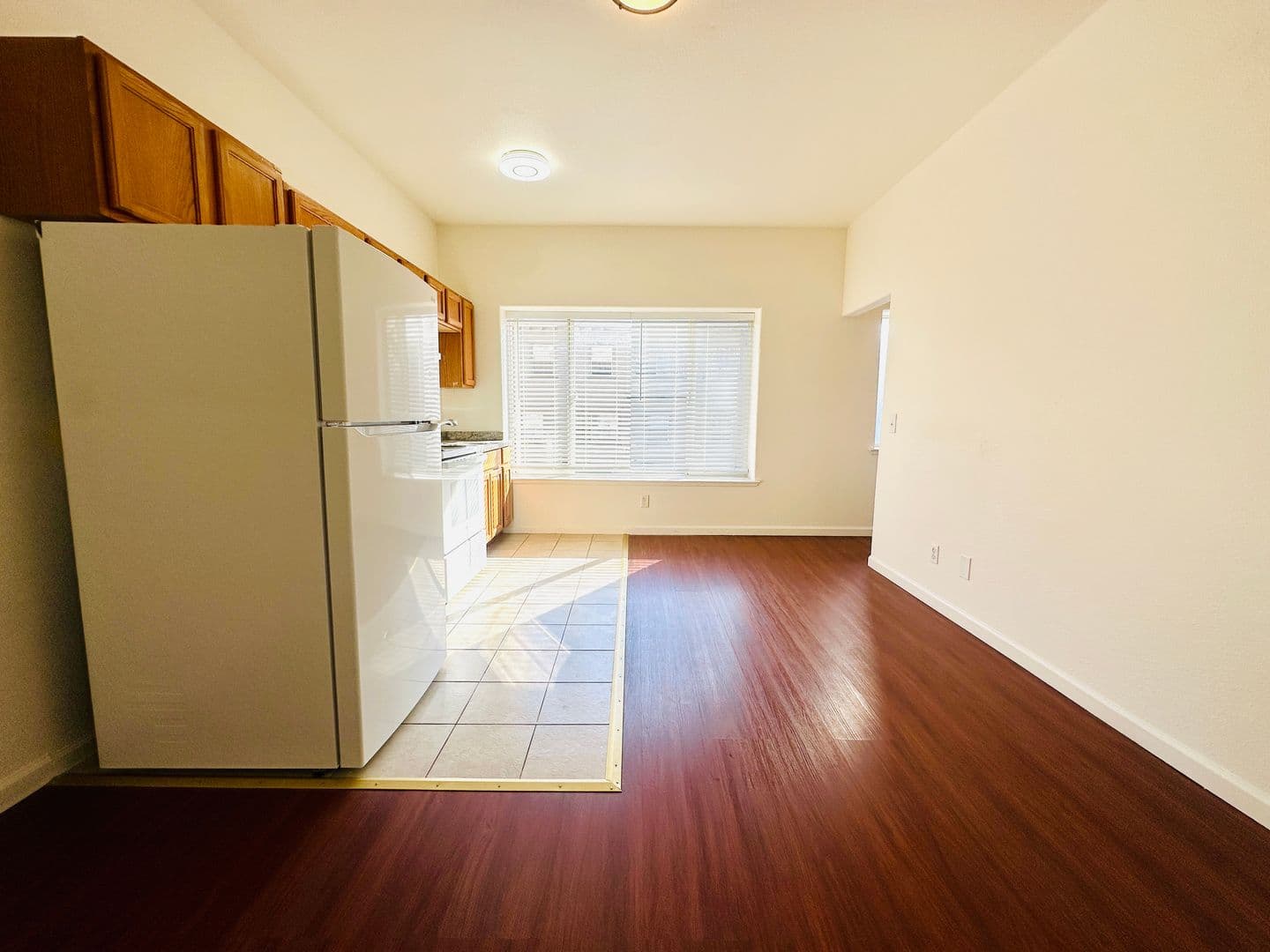 Oakland Apartment: 1502 Jackson St