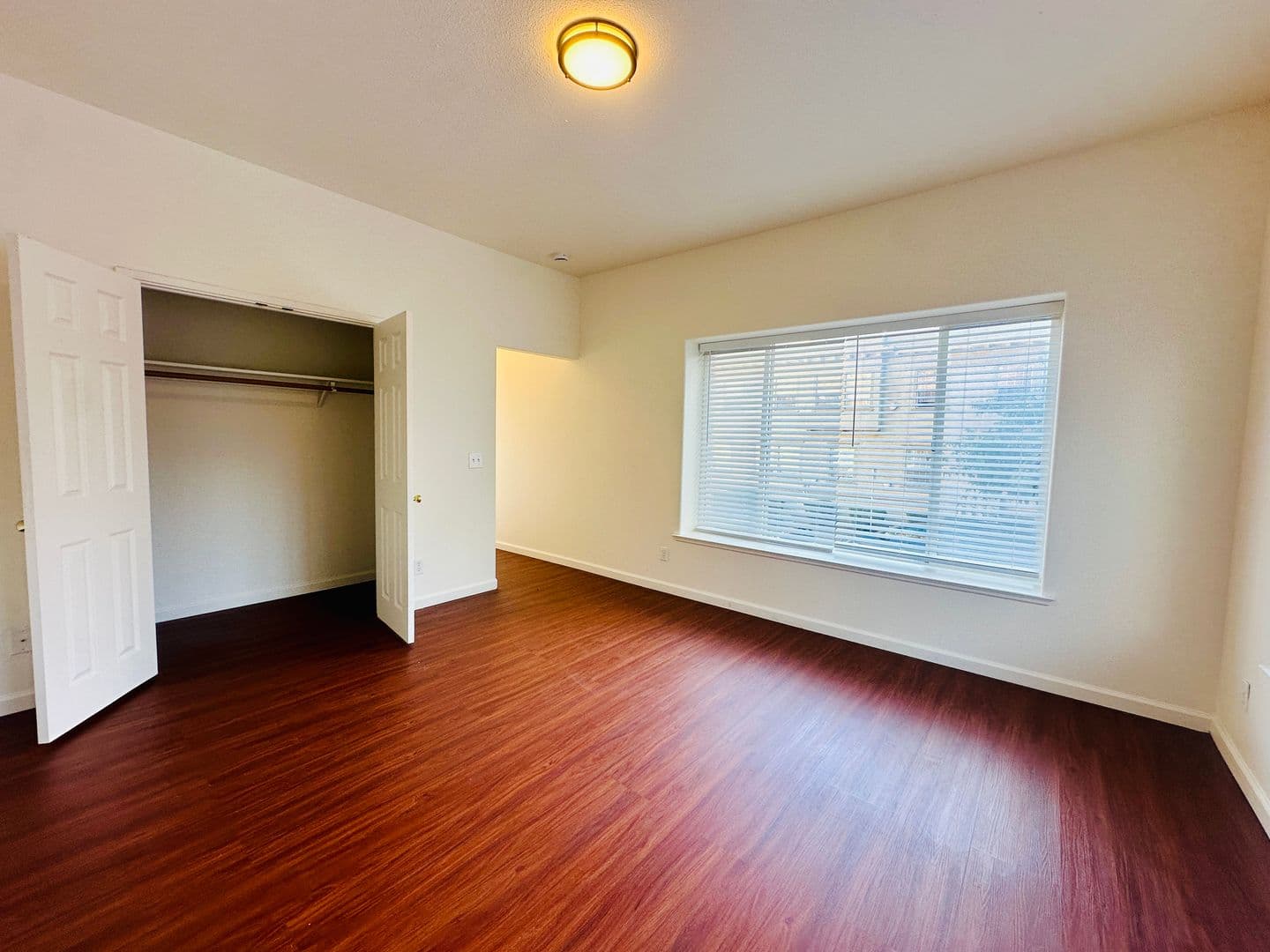 Oakland Apartment: 1502 Jackson St
