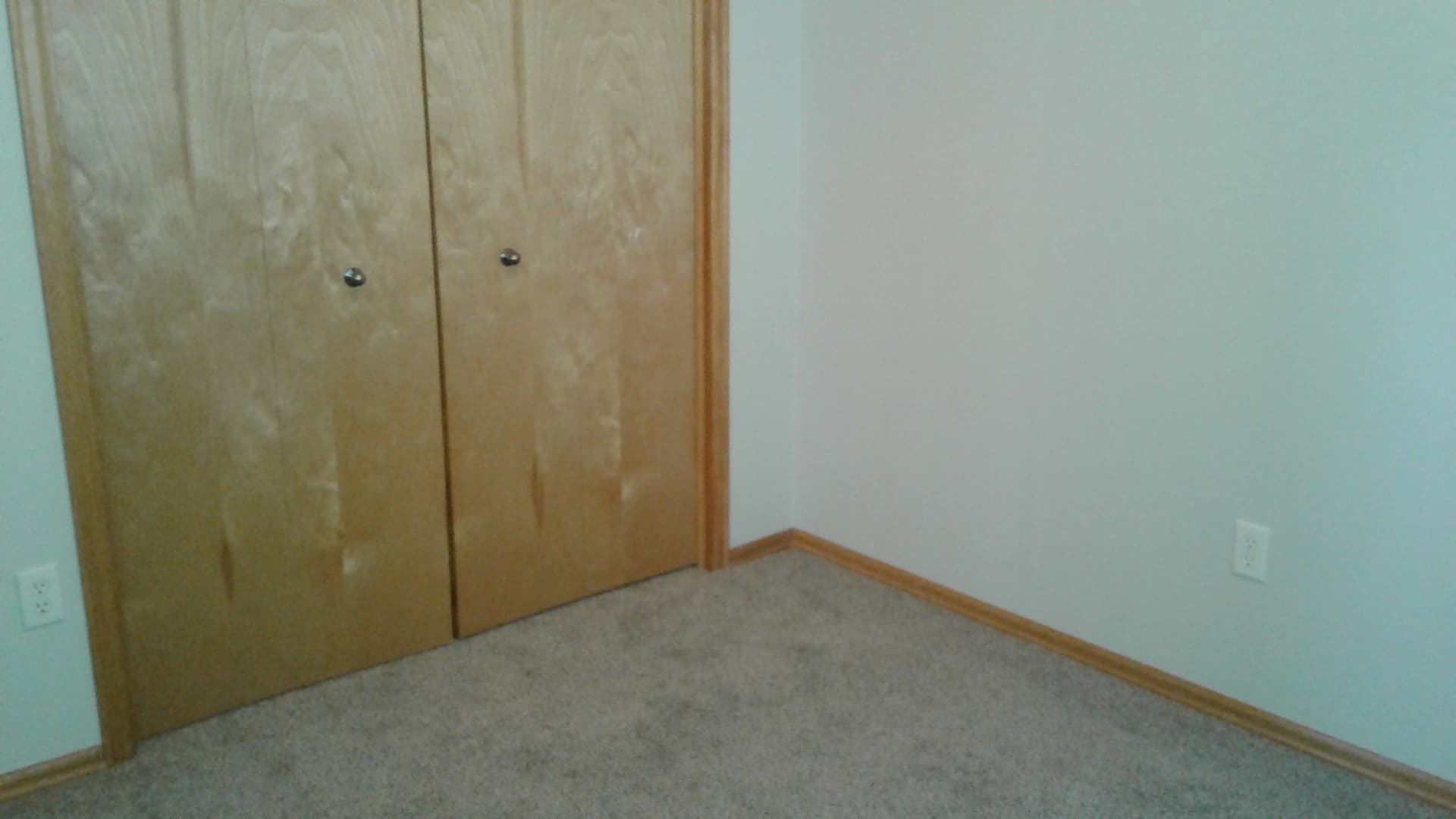 Central Point House: 2657 Brookdale Dr