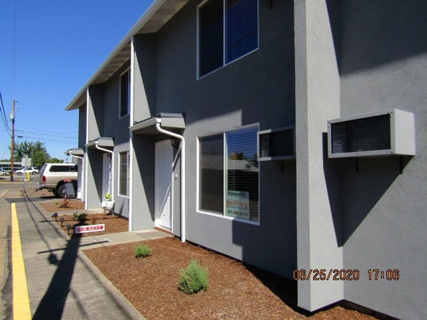 Central Point Apartment: 50 S. 9th Street