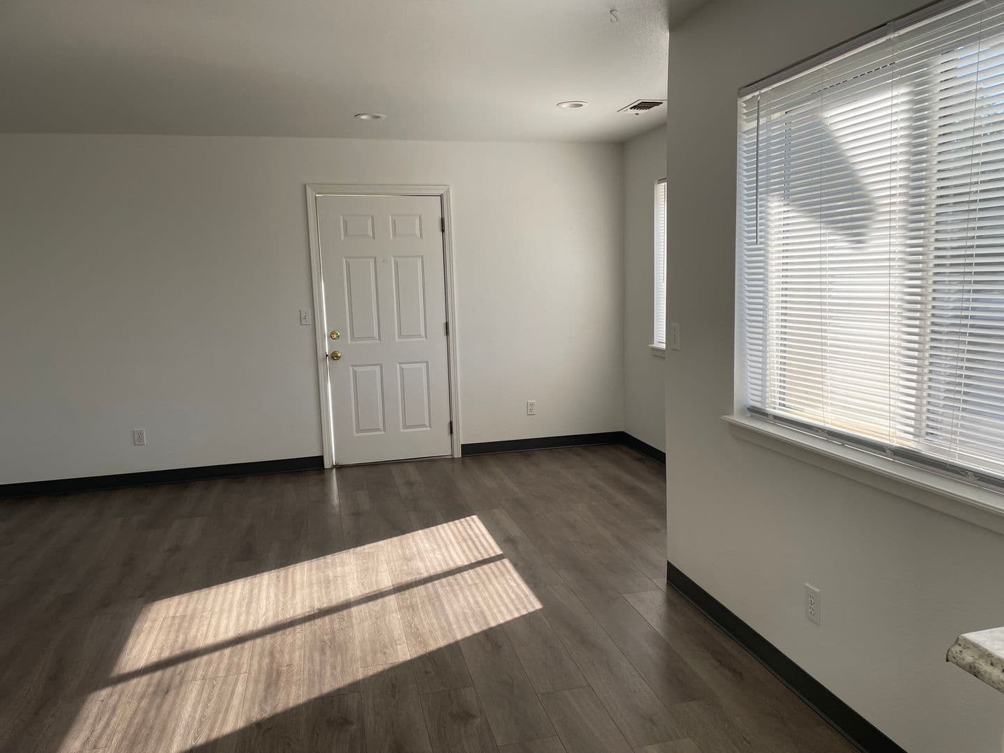 Medford Apartment: 103 Hamilton St