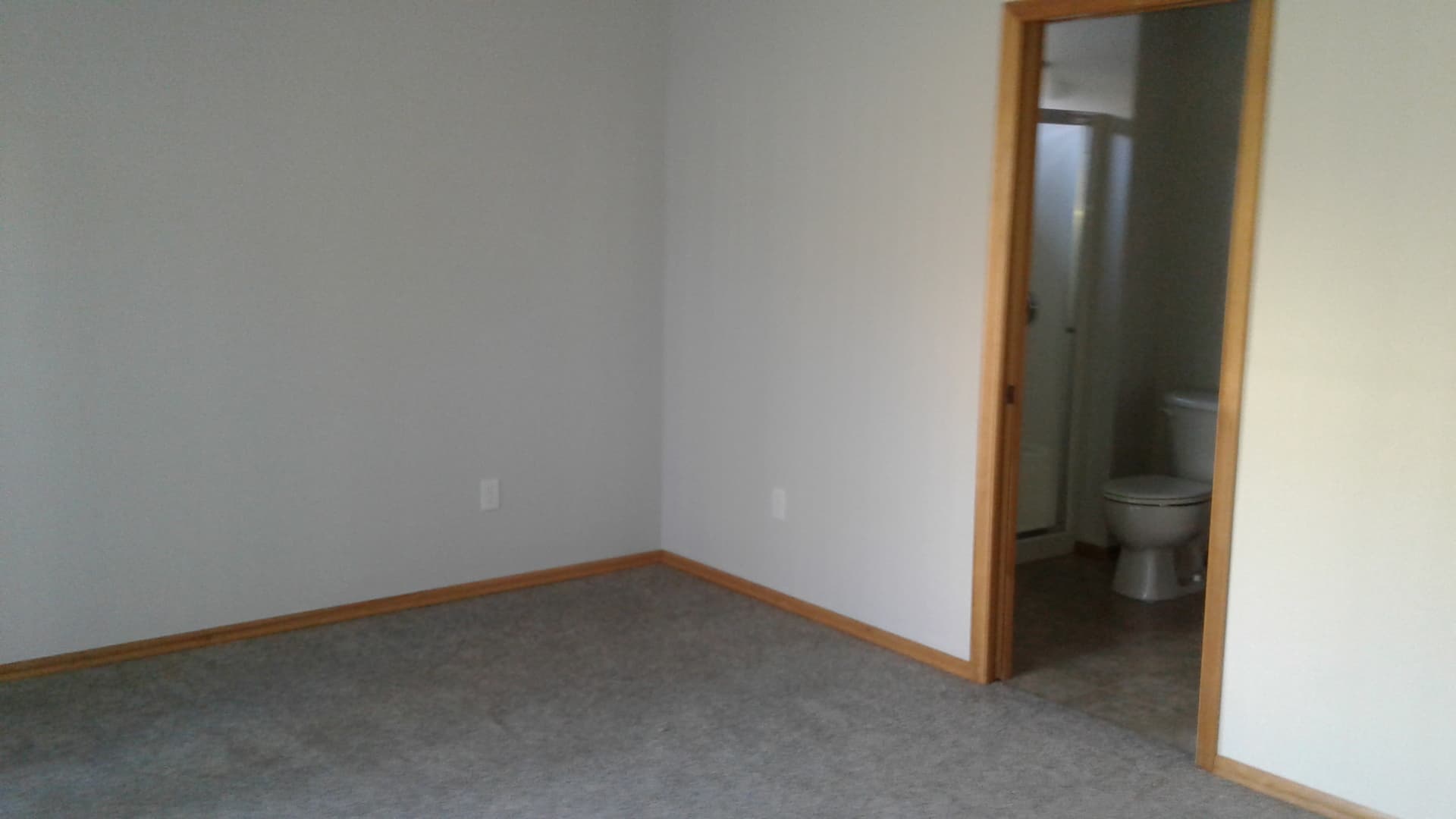 Central Point House: 2657 Brookdale Dr