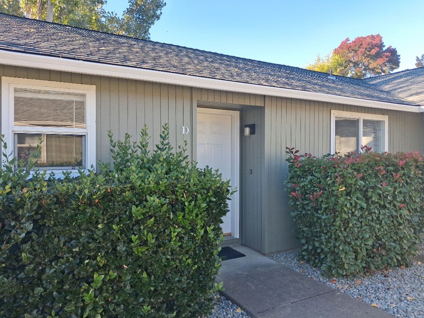 Eagle Point Apartment: 344 Lorraine Ave