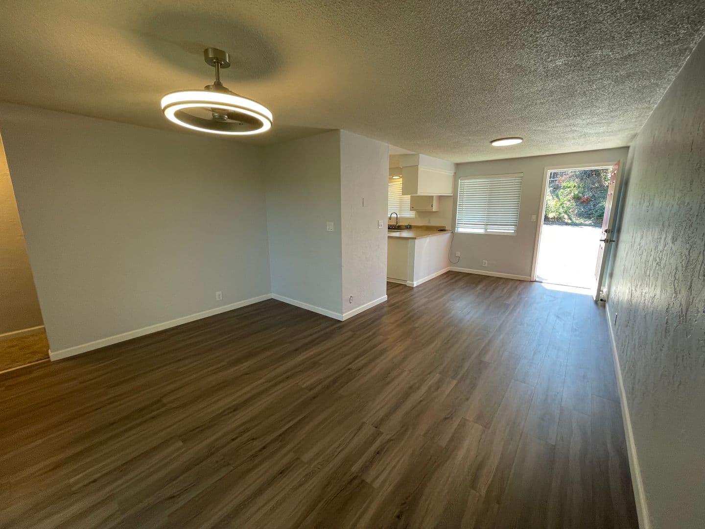 Phoenix Apartment: 431 - 437 Elm St
