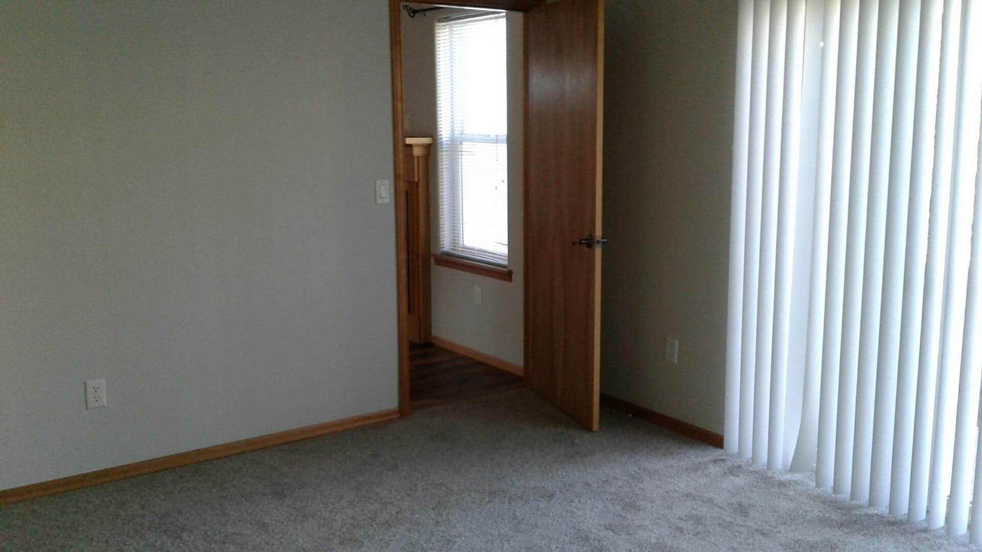 Central Point House: 2657 Brookdale Dr