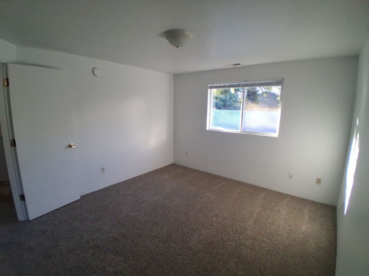 Eagle Point Apartment: 344 Lorraine Ave