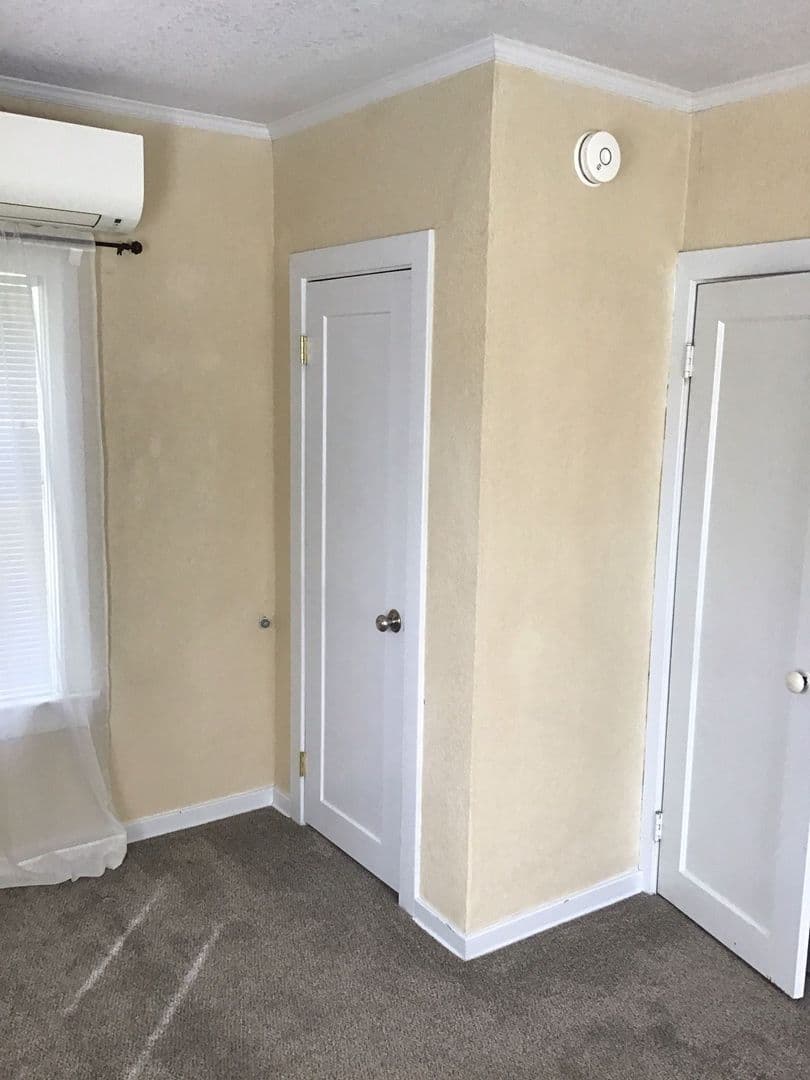 Talent Apartment: 101 W. Main St.