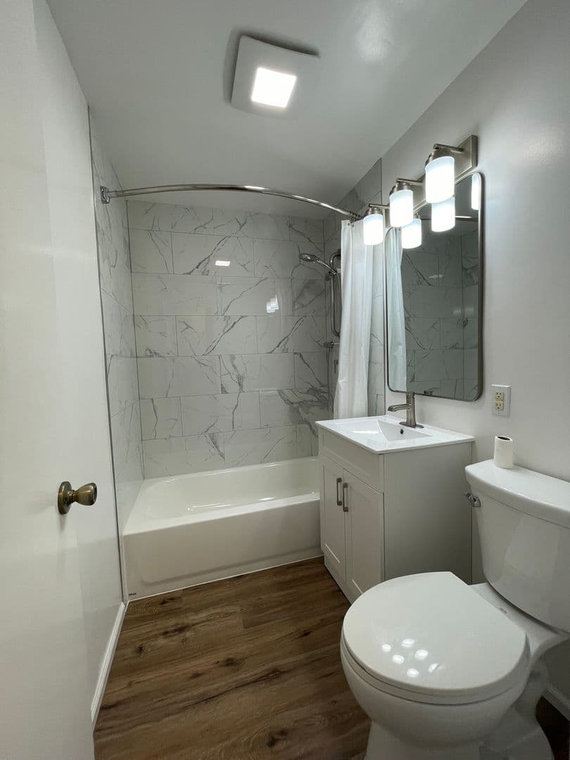 Phoenix Apartment: 431 - 437 Elm St