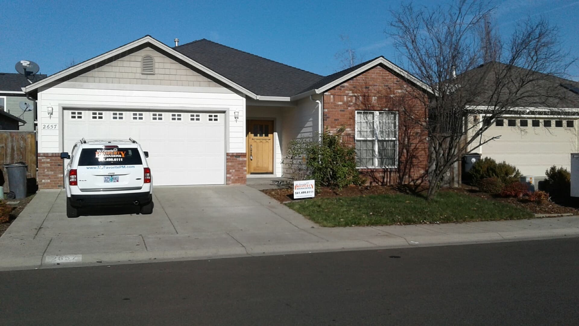 Central Point House: 2657 Brookdale Dr