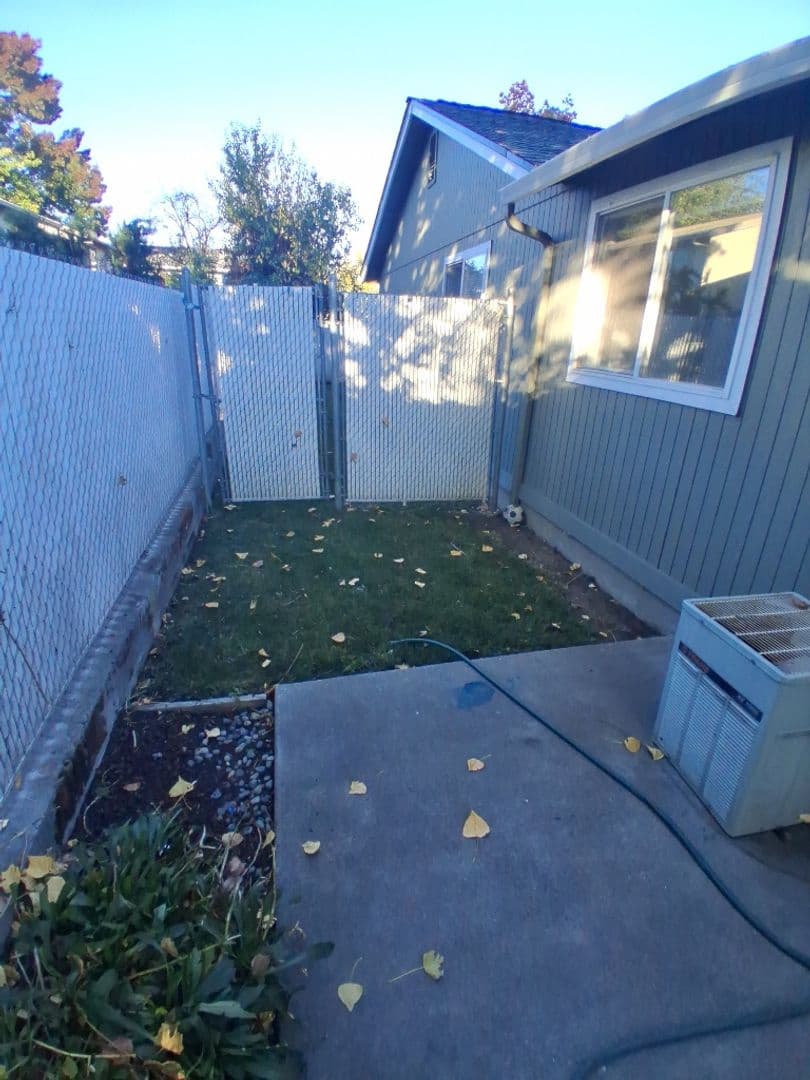 Eagle Point Apartment: 344 Lorraine Ave
