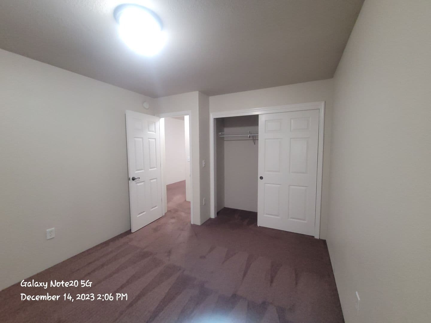 Medford House: 2373 Kamerin