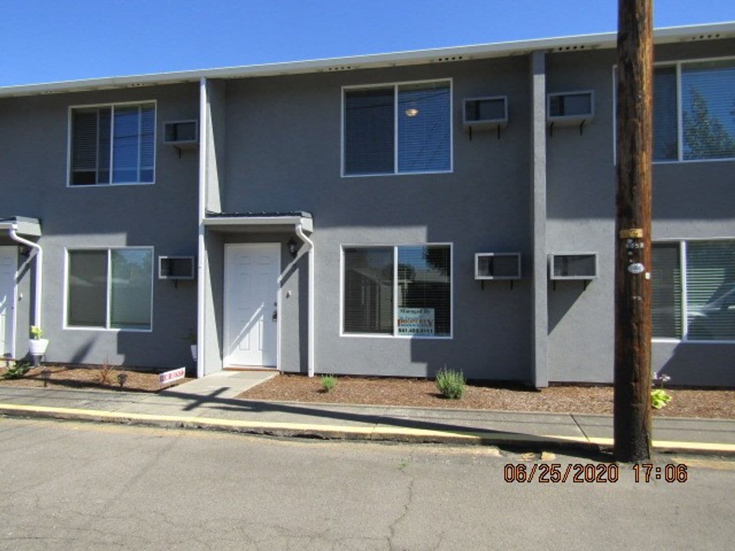 Central Point Apartment: 50 S. 9th Street