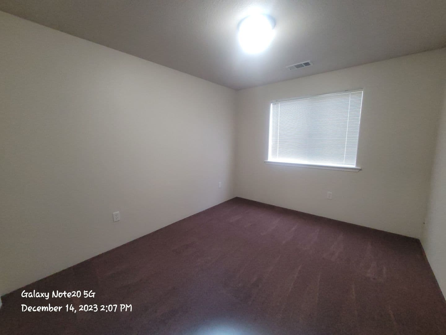 Medford House: 2373 Kamerin