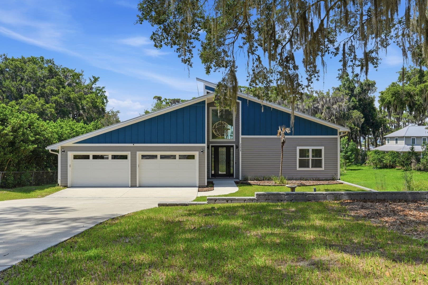 Melrose House: 22826 NE 69th Ave (HOI)