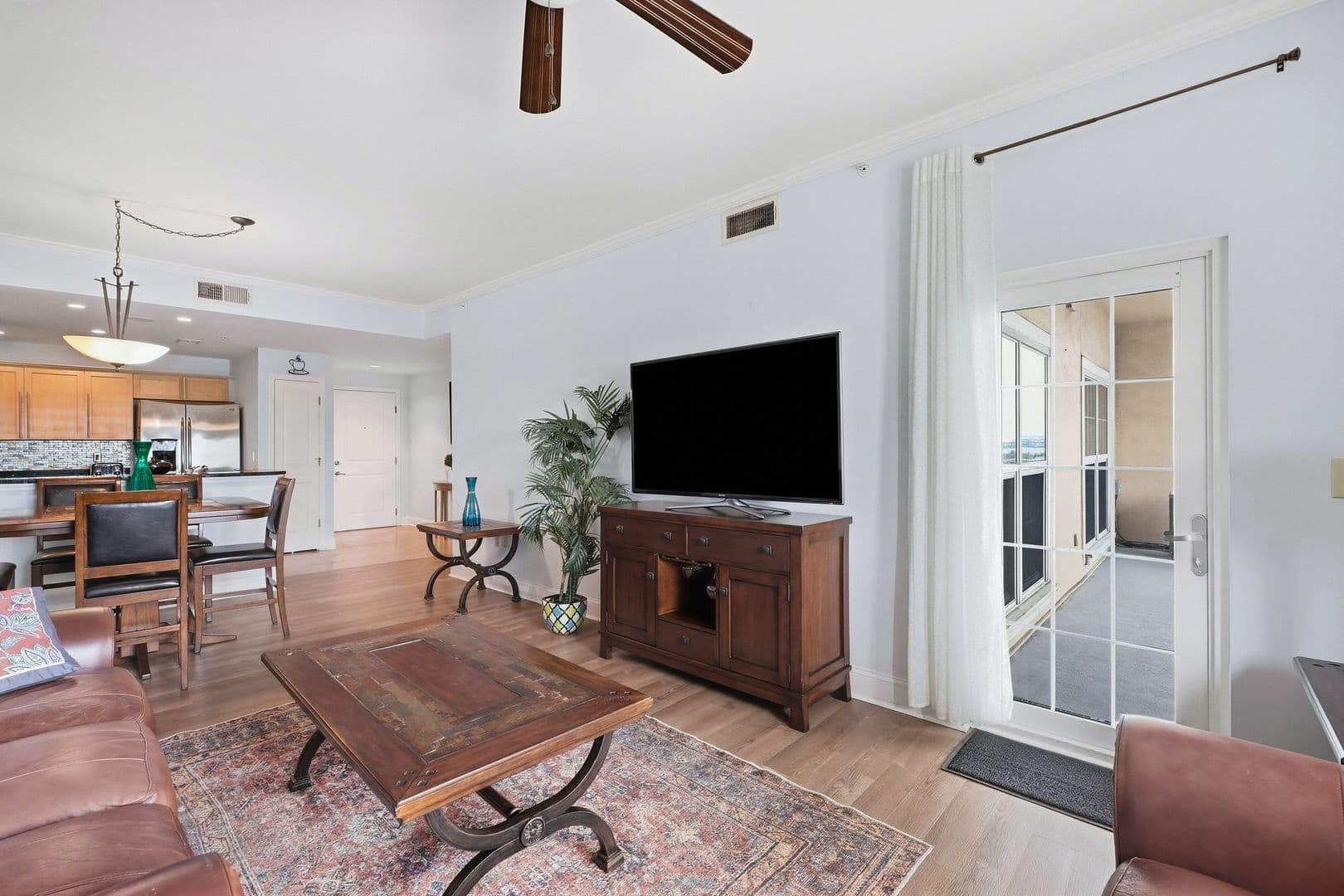 Jacksonville Apartment: 400 E Bay Street #410