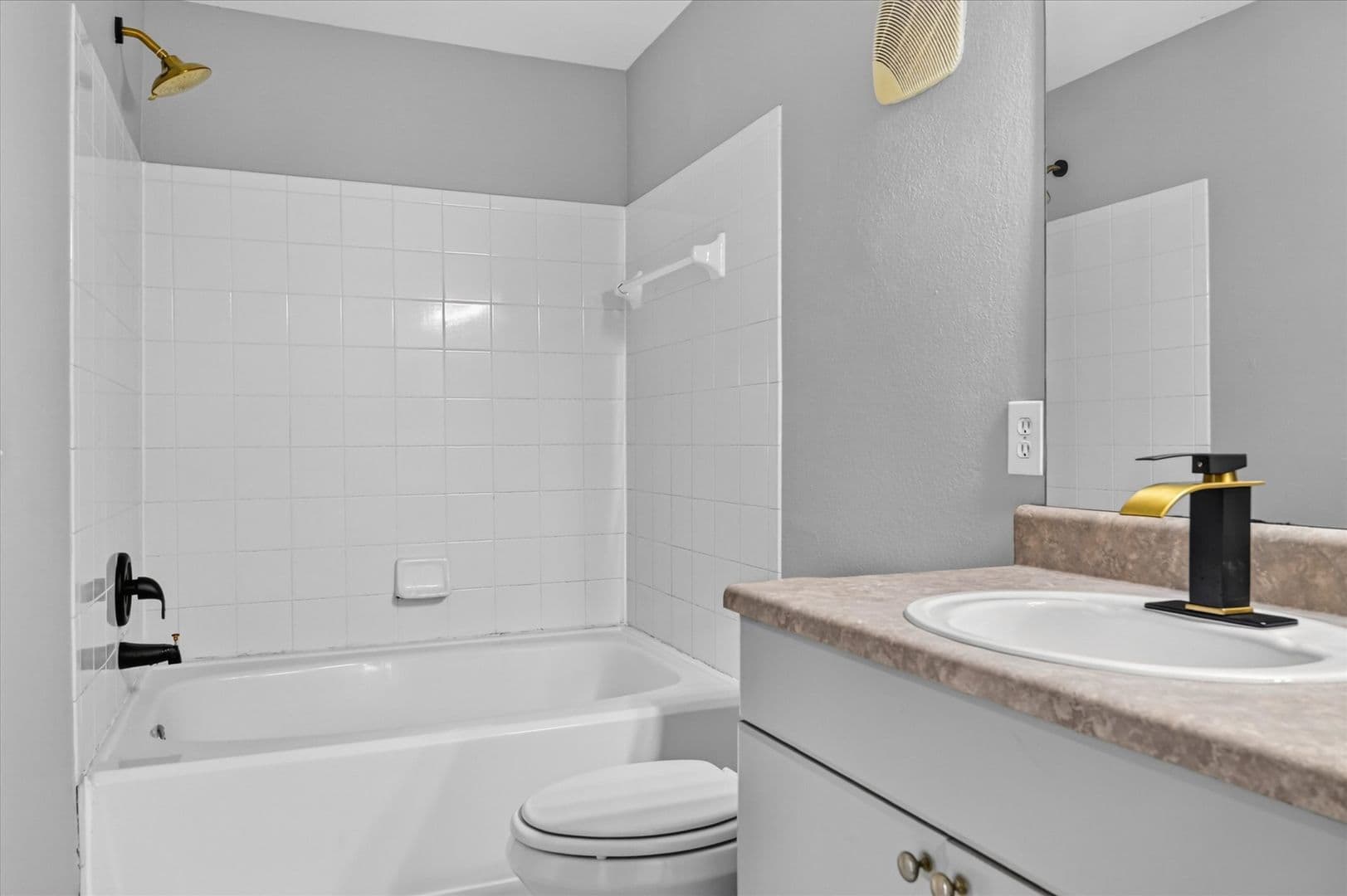 Jacksonville Apartment: 10961 Burnt Mill Rd 436