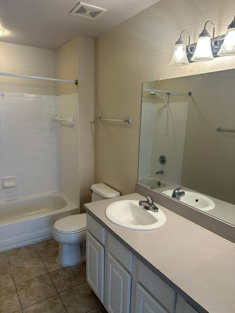 Jacksonville Condo: 13700 Richmond Park Drive N