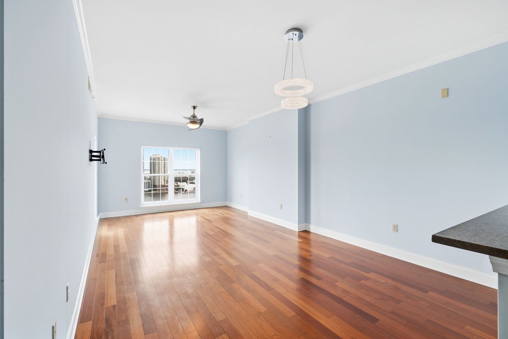 Jacksonville Apartment: 400 E Bay Street #1810