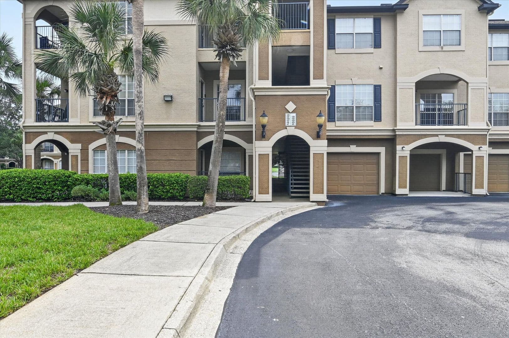 Jacksonville Apartment: 10961 Burnt Mill Rd 436