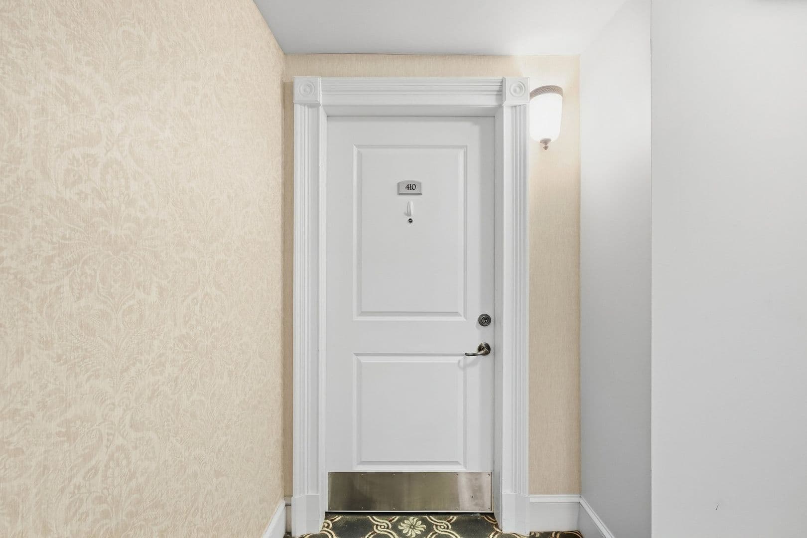 Jacksonville Apartment: 400 E Bay Street #410