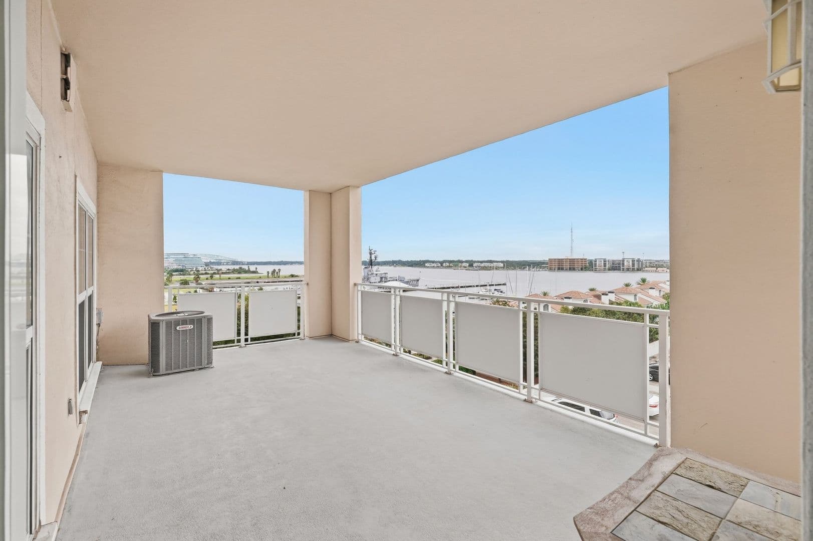 Jacksonville Apartment: 400 E Bay Street #410