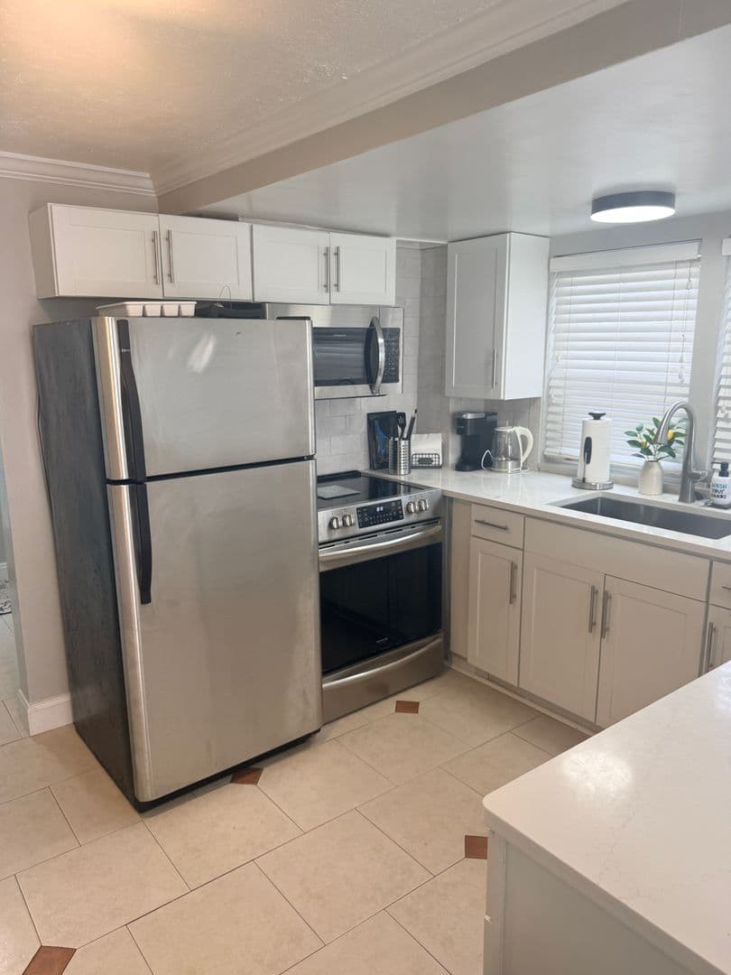 Neptune Beach Condo: 200 Walnut Street #1
