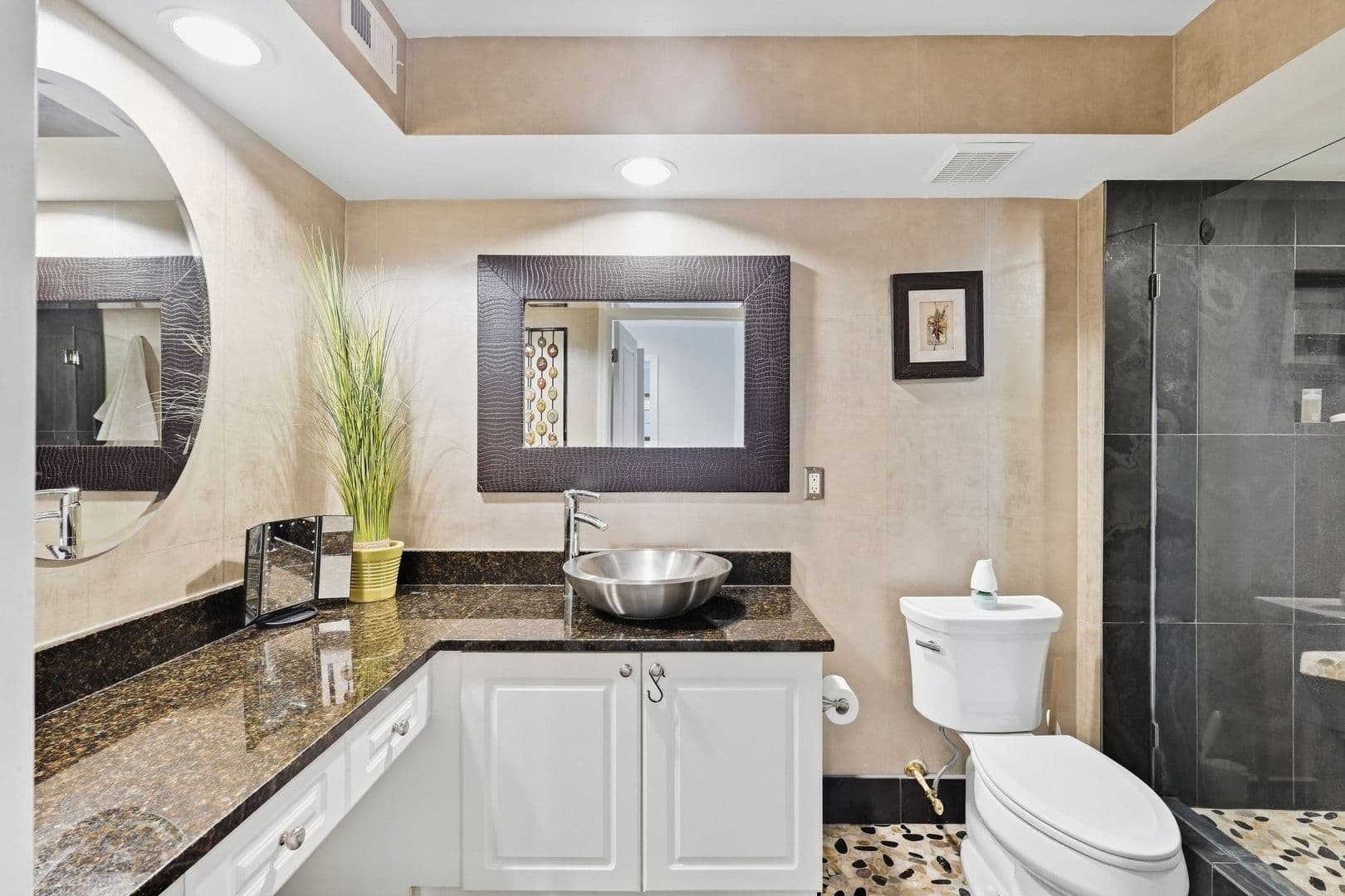 Jacksonville Apartment: 400 E Bay Street #410