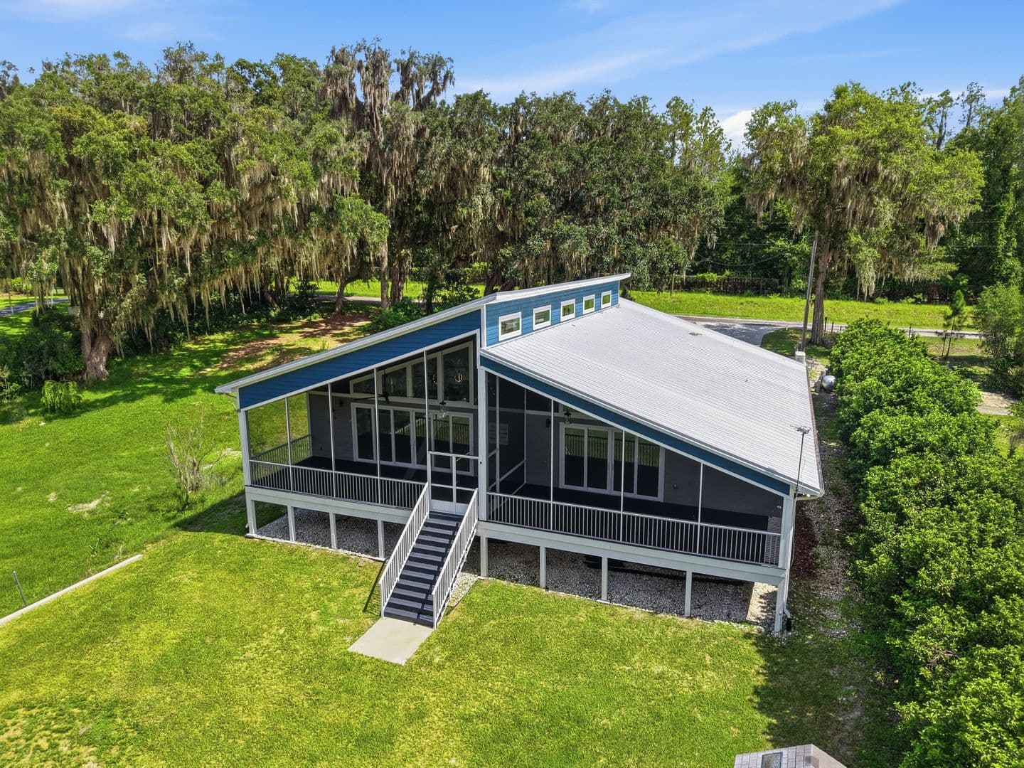 Melrose House: 22826 NE 69th Ave (HOI)