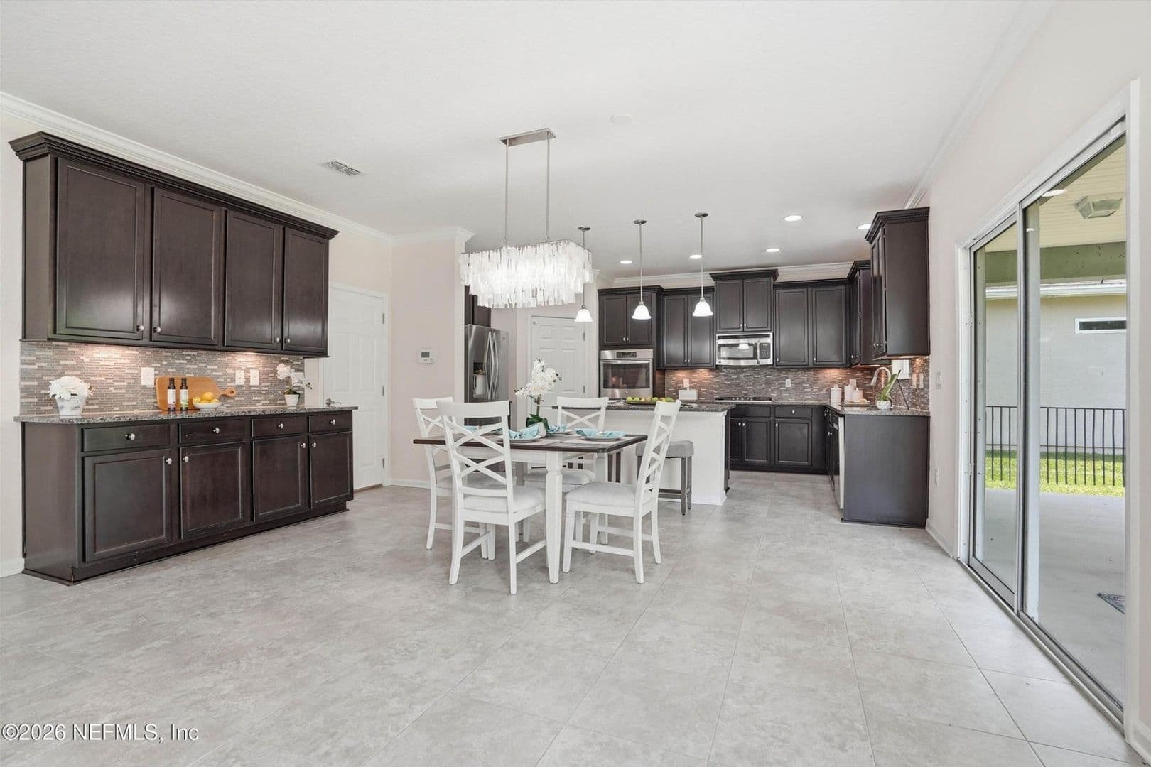 Jacksonville House: 99 White Marsh Drive
