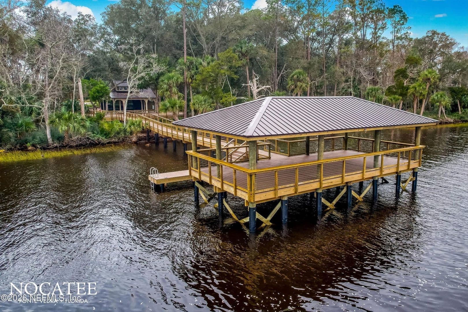 Jacksonville House: 99 White Marsh Drive